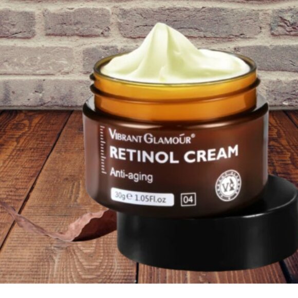 Retinol Face Cream for Men and Women - Picture 4 of 4
